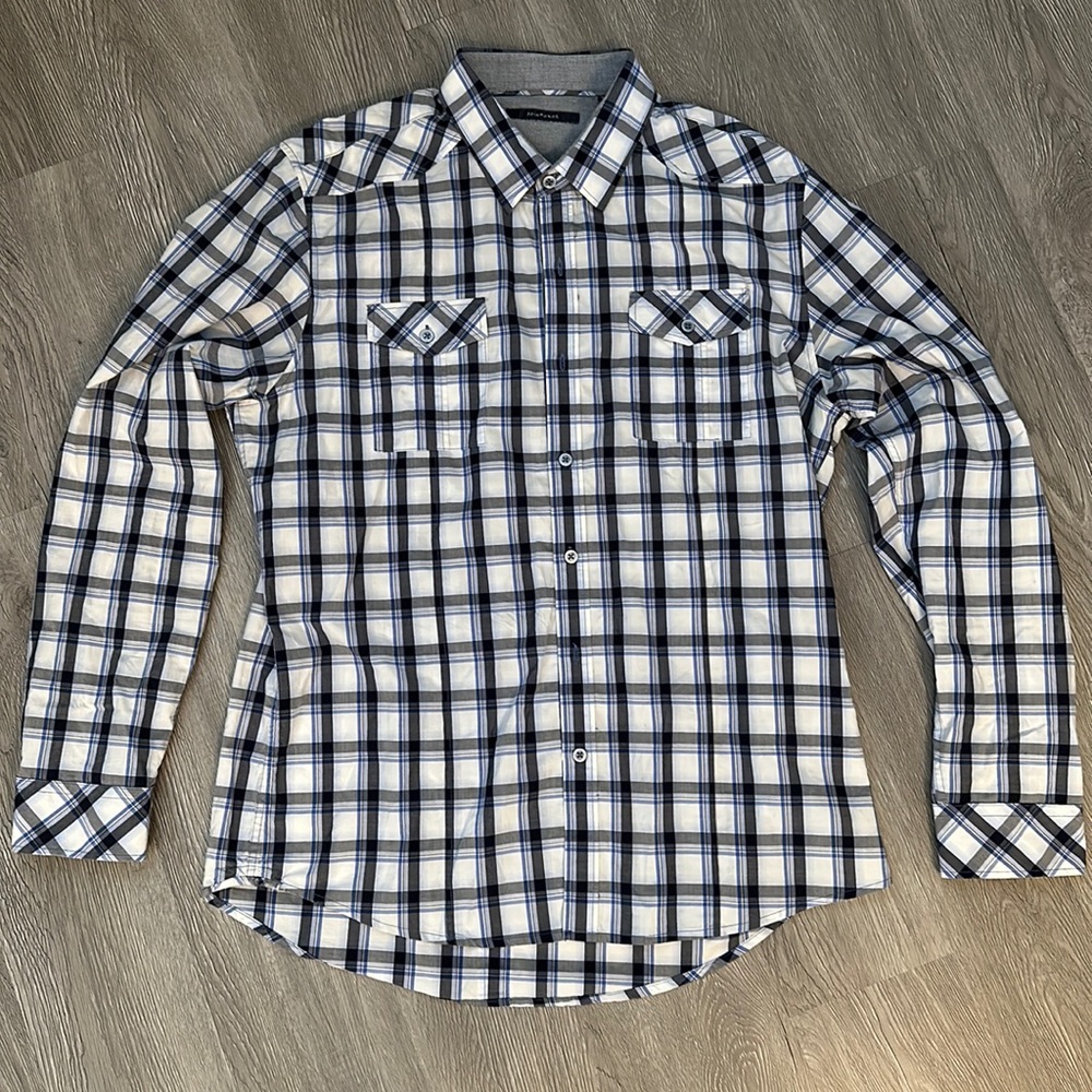 7 Diamonds button up shirt